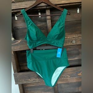 NWT Cupshe Emerald Green Bikin